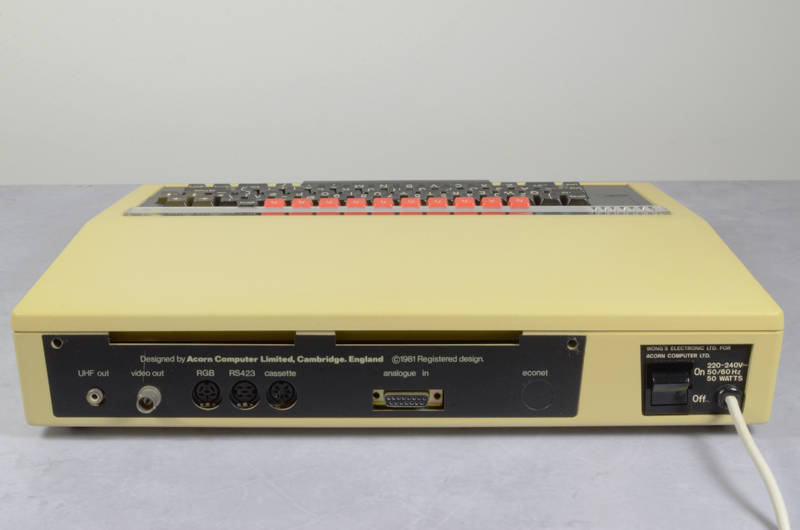 Rear of the export case looks identical to the fine texture case