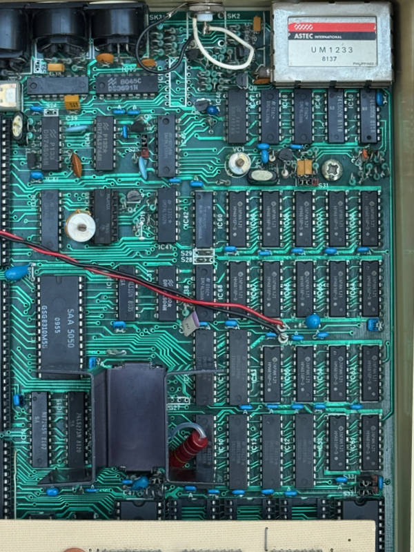 All RAM chips are soldered — usually half would be socketed