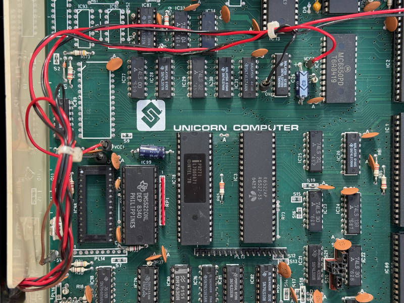 Original SCL system VIA has been replaced with a Rockwell equivalent, TMS5220 (speech processor) and 8271 (disc interface) fitted